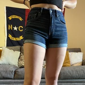 American Eagle Super High Rise Shortie Size 4